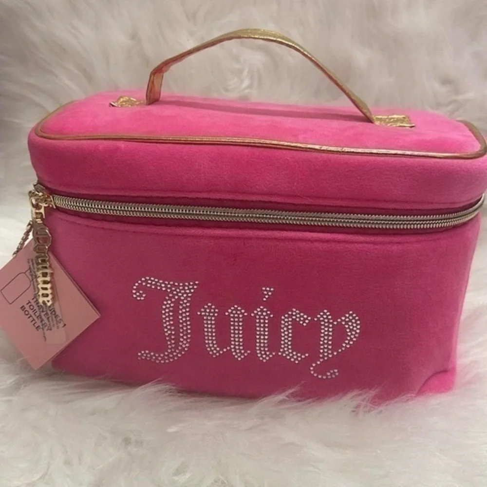 HOT PINK/GOLD BEDAZZLED JUICY COUTURE MAKEUP BAG‼️